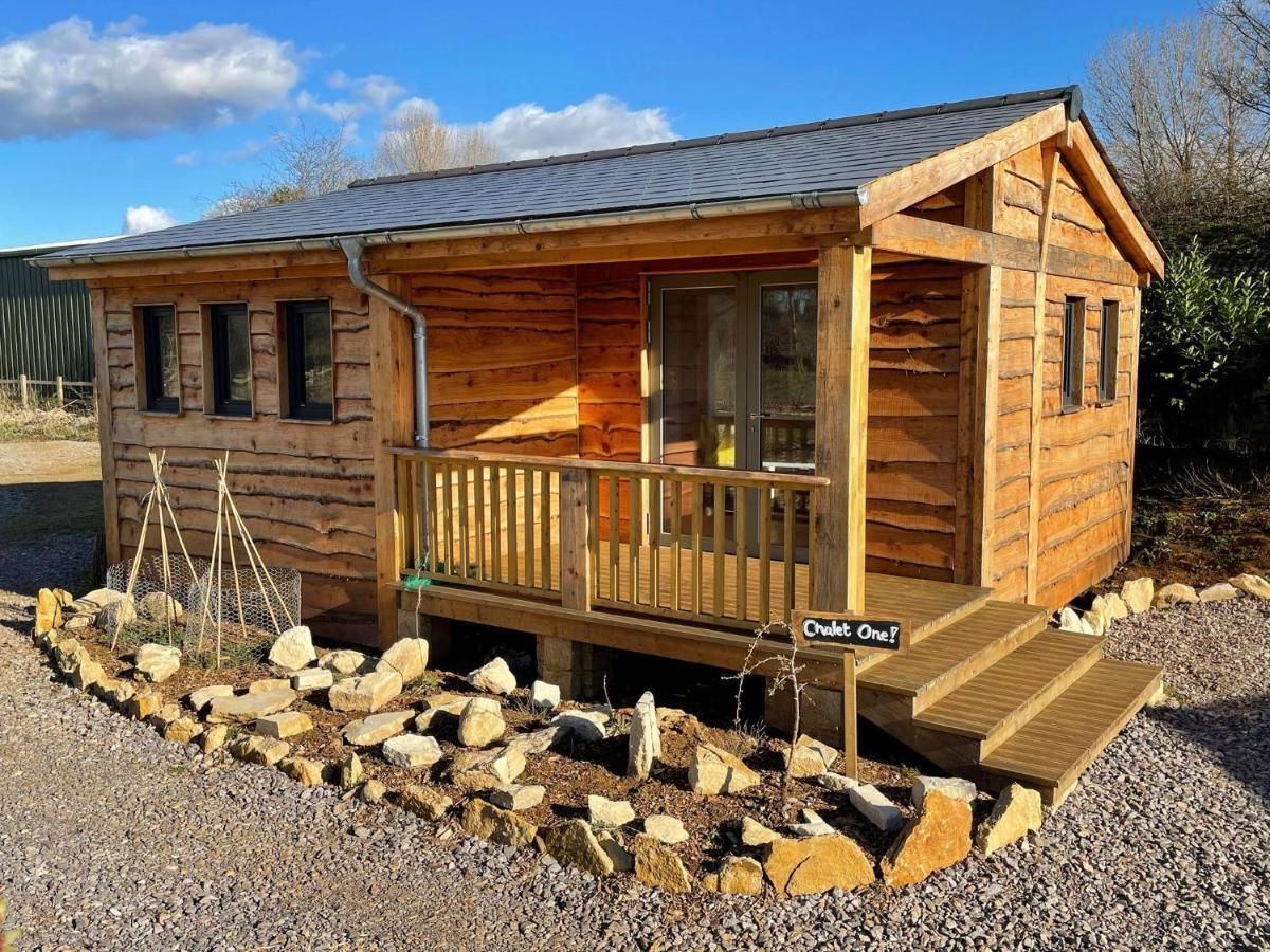 The Holford Arms Chalets And Glamping Didmarton Exterior foto