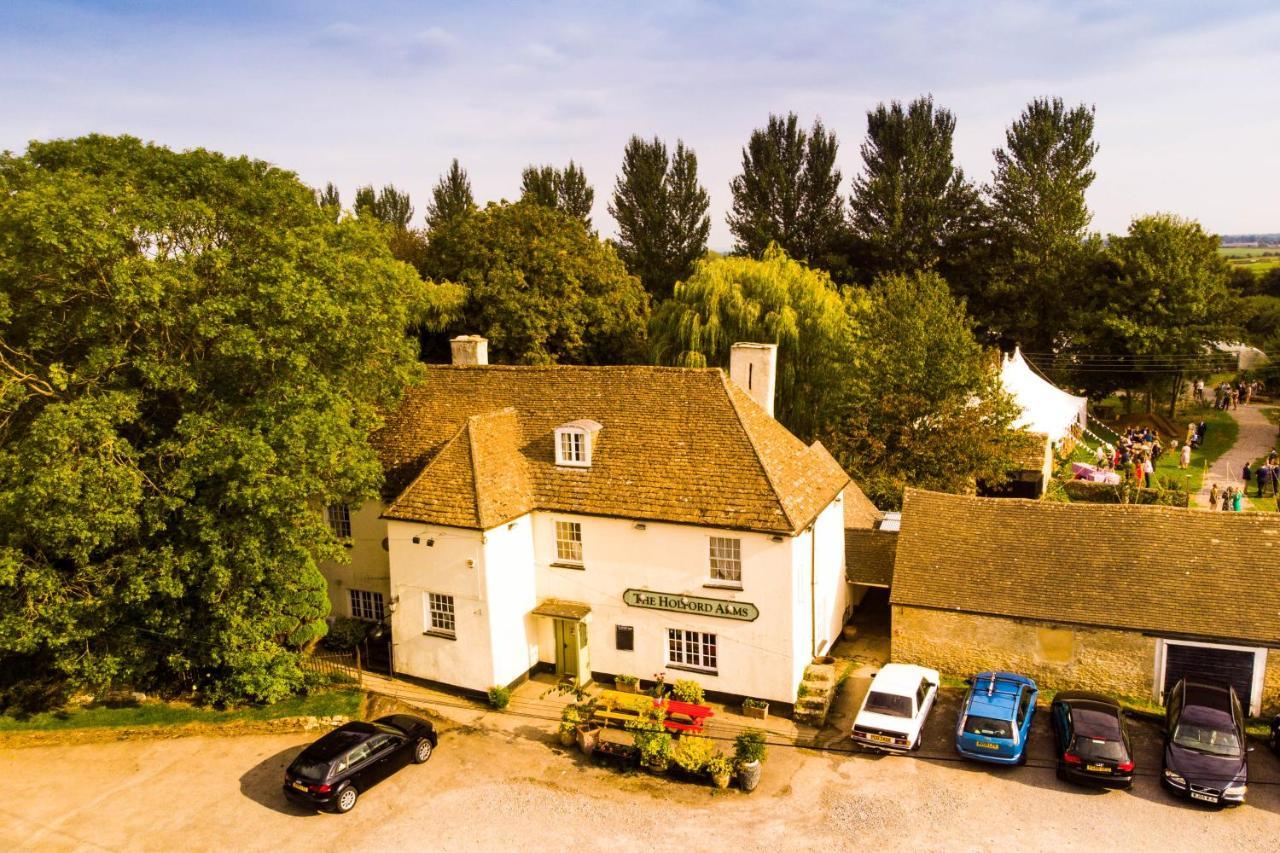 The Holford Arms Chalets And Glamping Didmarton Exterior foto